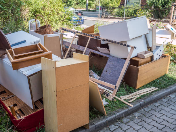 Best Garage Cleanout  in Wilmington, DE